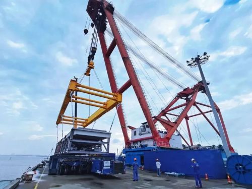 中远海运物流供应链成功完成英威达聚合物三期扩建项目首批核心设备运输任务